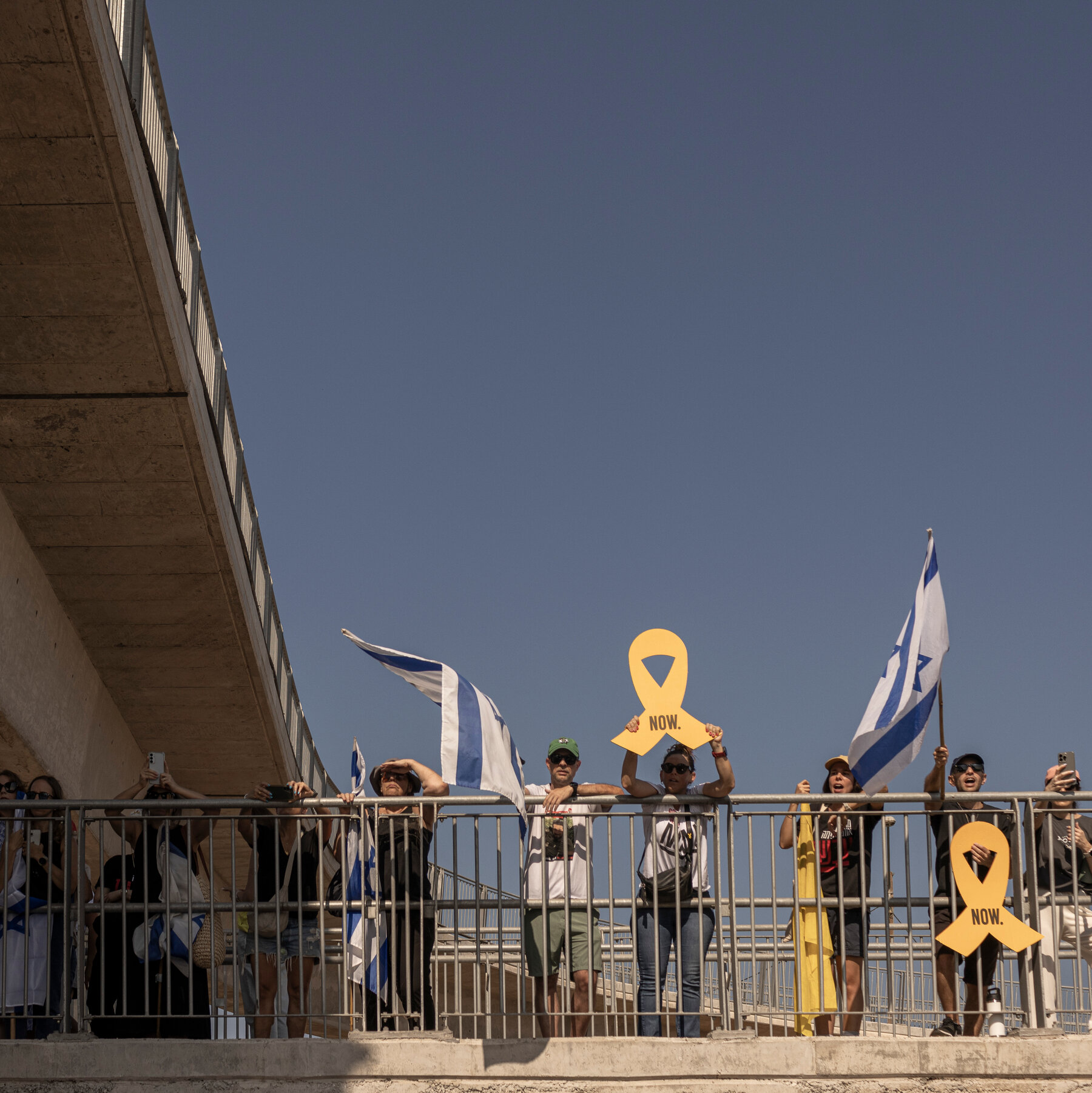 Live Updates: Hourslong Strike in Israel Lays Bare Anger Over Hostage Killings