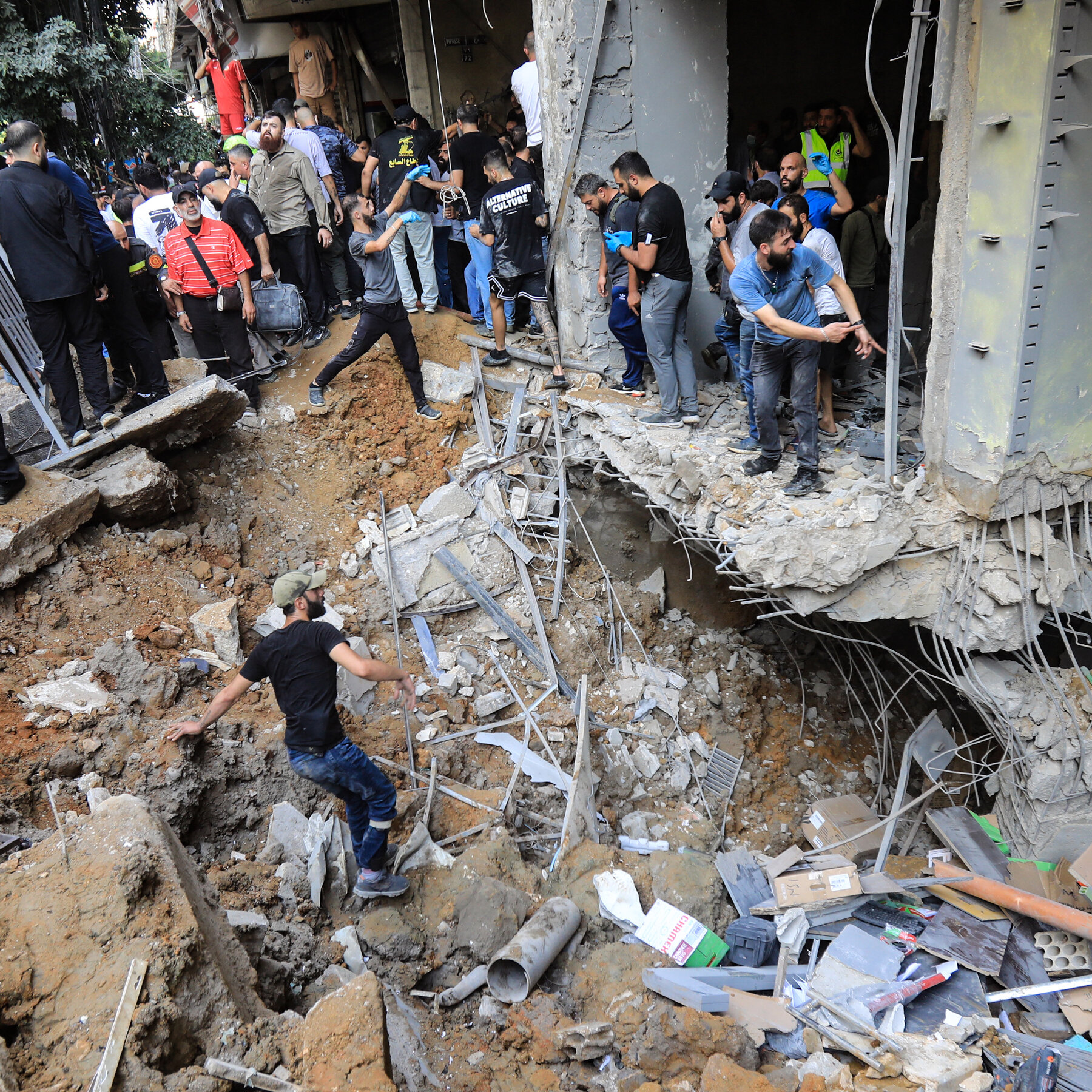 Middle East Crisis: Live Updates: With Death Toll Rising, Tensions Run High After Israeli Strike in Beirut