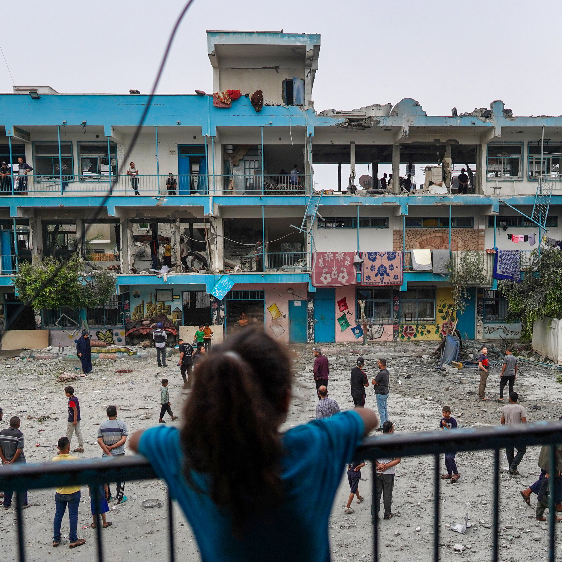 Fearing Airstrikes, Gaza School Shelters Try to Bar Hamas and Others