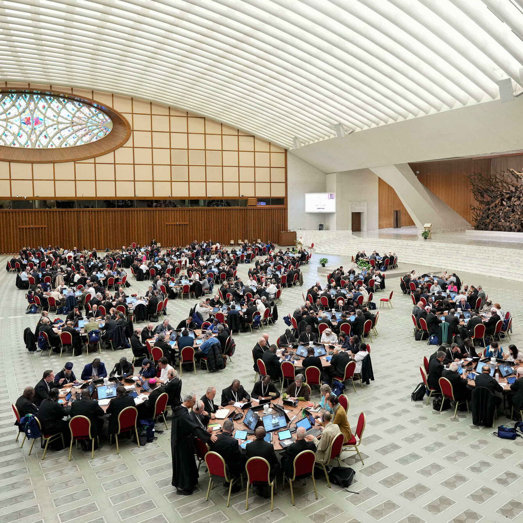 At Vatican Synod, Women’s Issues Are Relegated to a Side Group