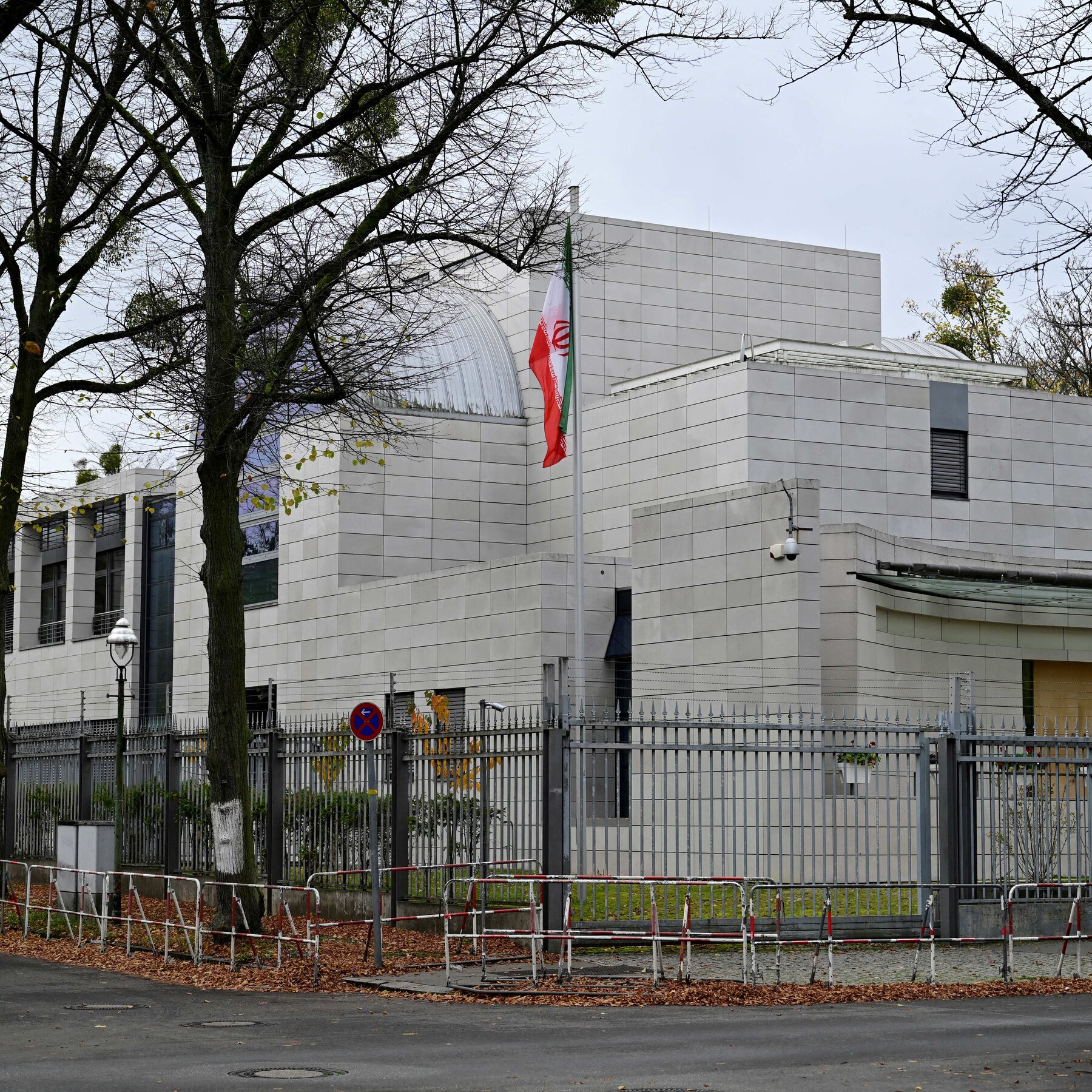 Germany Shuts 3 Iranian Consulates Over Execution of German-Iranian