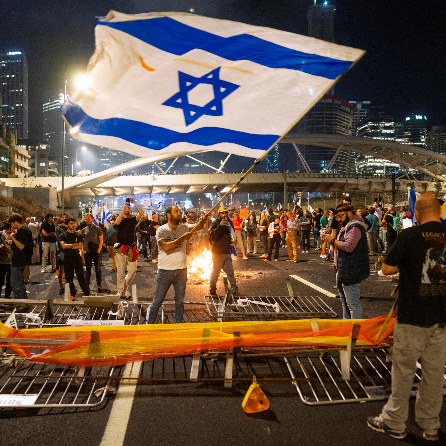 Live Updates: Israelis Protest Firing of Defense Minister